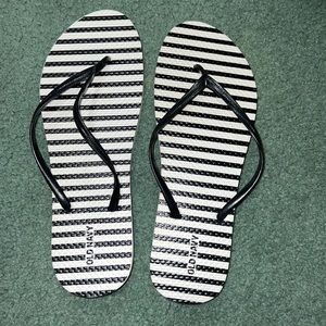 Old navy flip flops